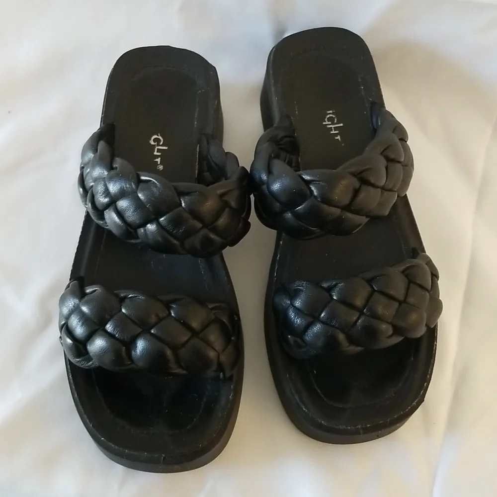 black braided platform sandals - Picture 7 of 7